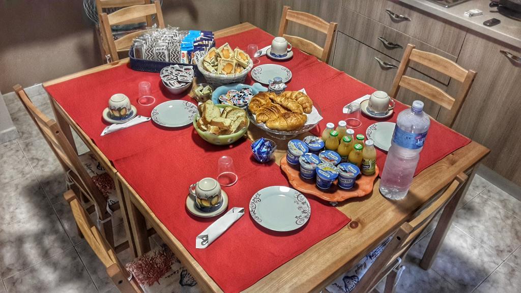 B&B Tifeo Villafranca Tirrena Esterno foto